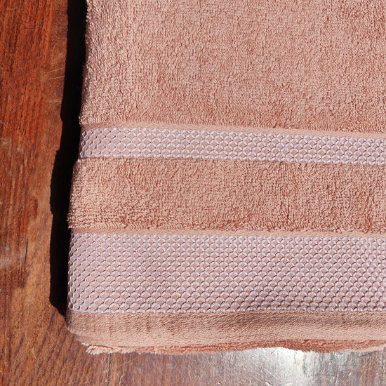 Peach Bath Towels - 675 GSM