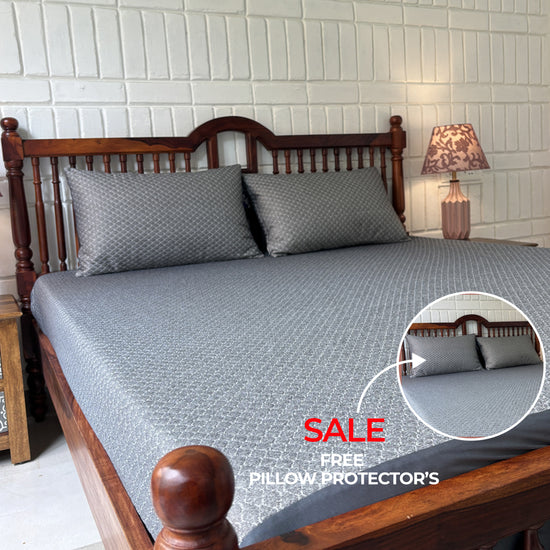 100% Waterproof - Mattress Protector