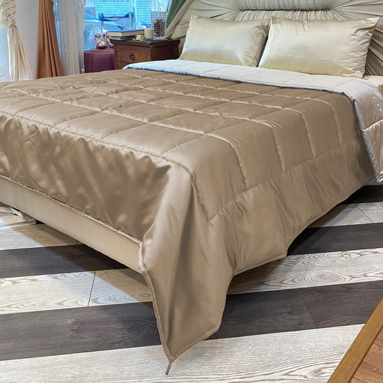 Satin Comforter - Seevo.in
