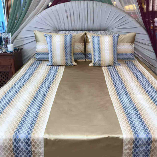 Gold Coast Bedspread