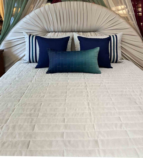 Vigo Bed Covers Set - King Size