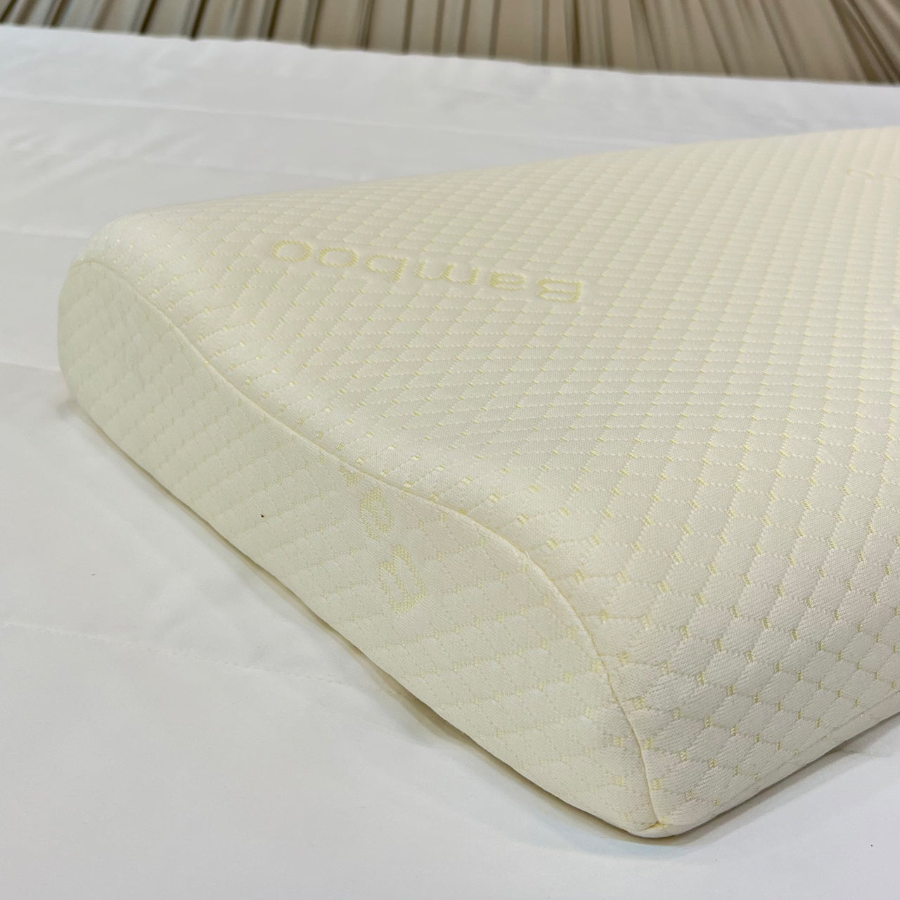 Memory Foam Contour Bamboo Pillow - Pack of 1