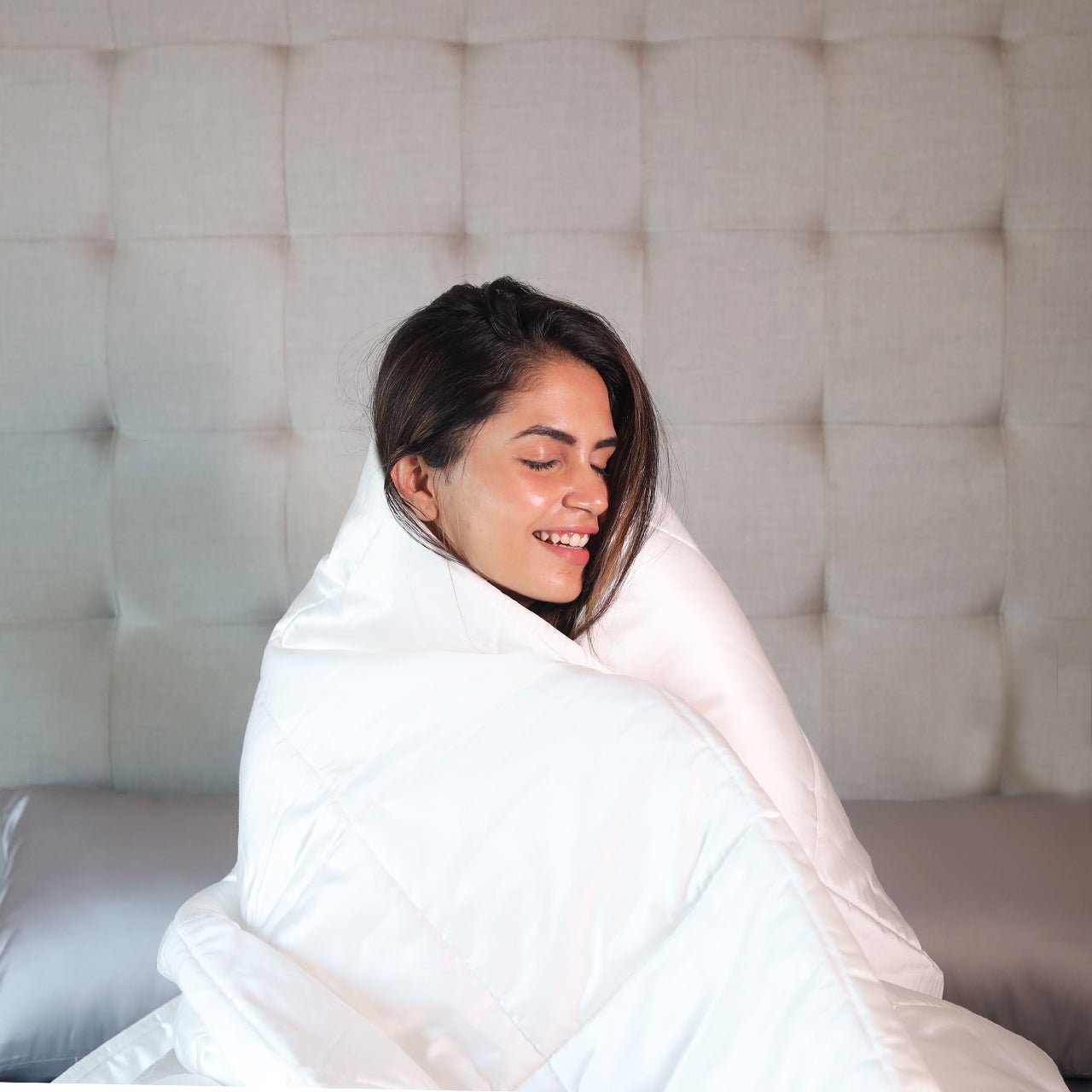 Satin Comforter - Seevo.in